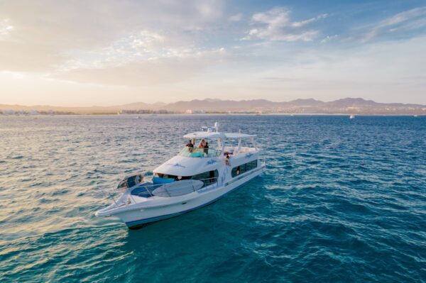 Bluewater Yacht - Image 3