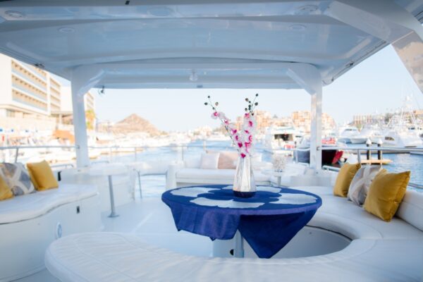 Bluewater Yacht - Image 7